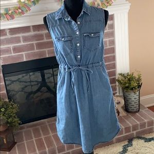 Denim sleeveless dress